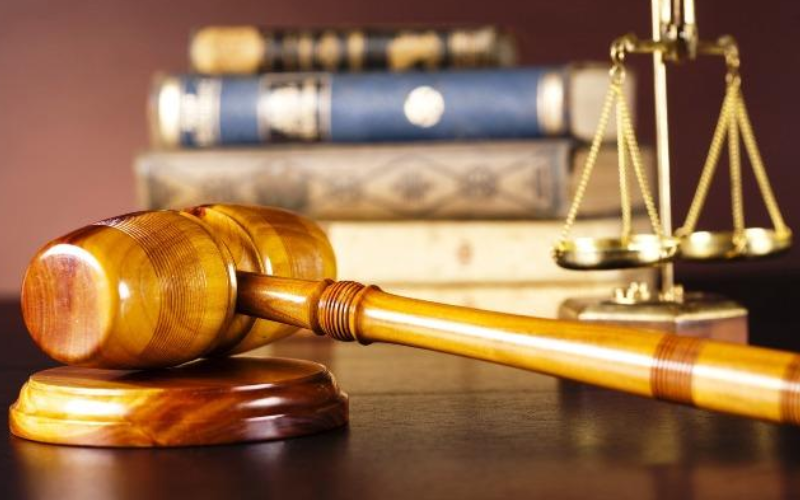 con-gai-co-nen-hoc-luat-kinh-te-khong Luật kinh tế là gì và con gái có nên học luật kinh tế không